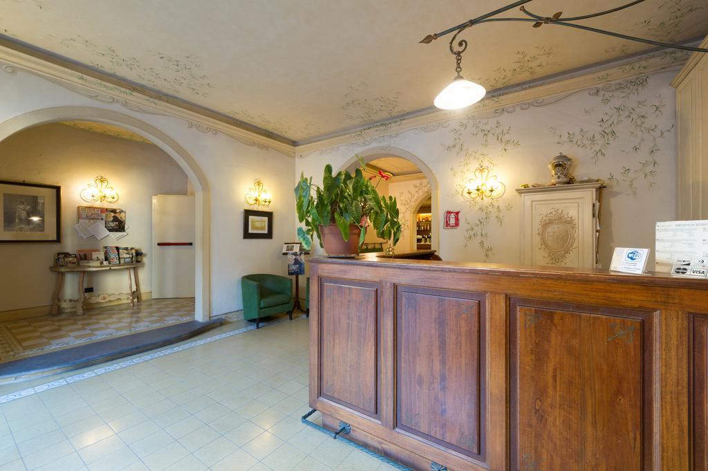 Hotel Moderno Pisa Ngoại thất bức ảnh