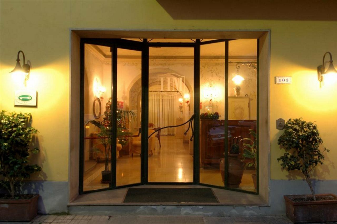 Hotel Moderno Pisa Ngoại thất bức ảnh